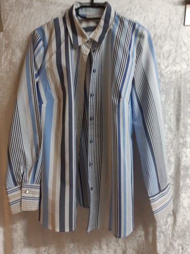 Neu hellblau - , hellblau-beige